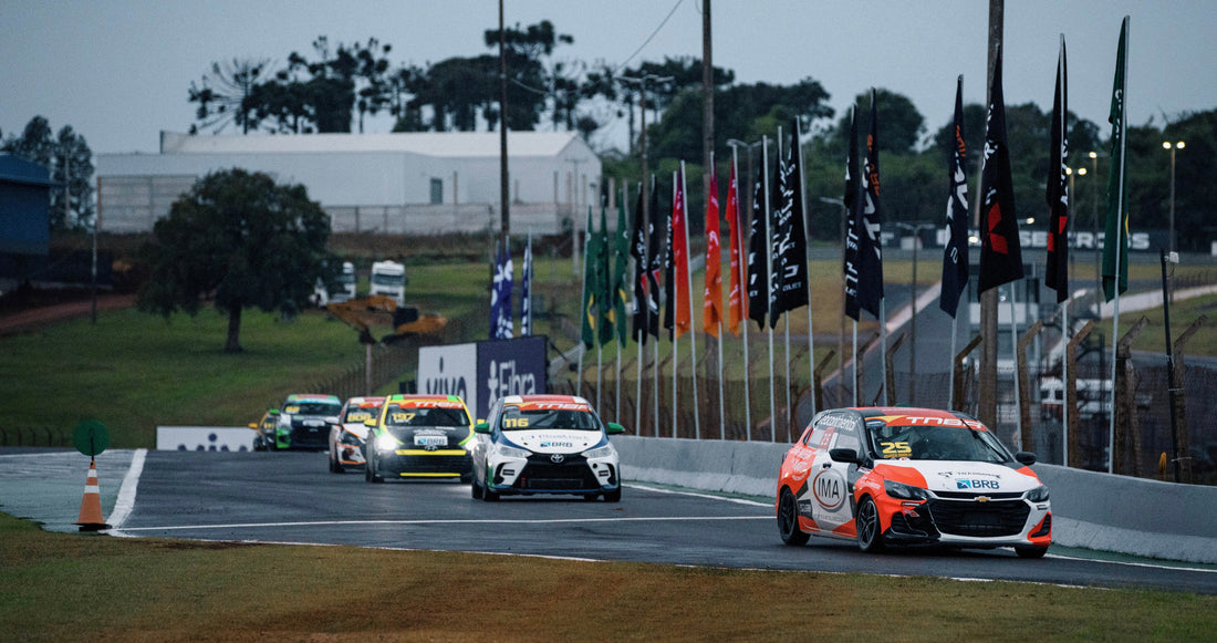 Debaixo de chuva, Turismo Nacional abre os trabalhos da etapa Endurance de Cascavel