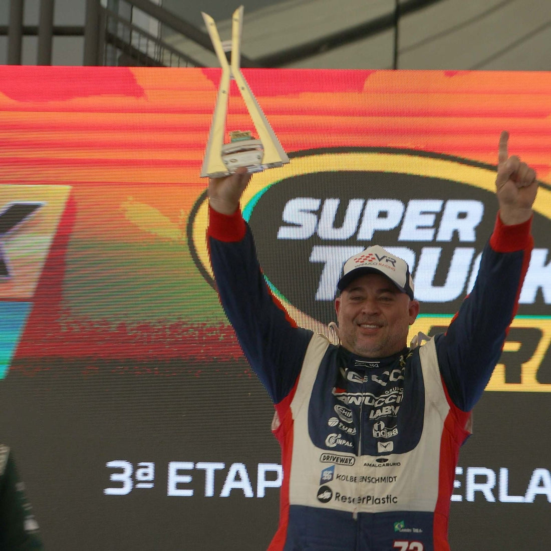 Leandro Totti varre final de semana da Copa Truck