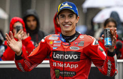 Márquez brilha na chuva e garante pole na Alemanha