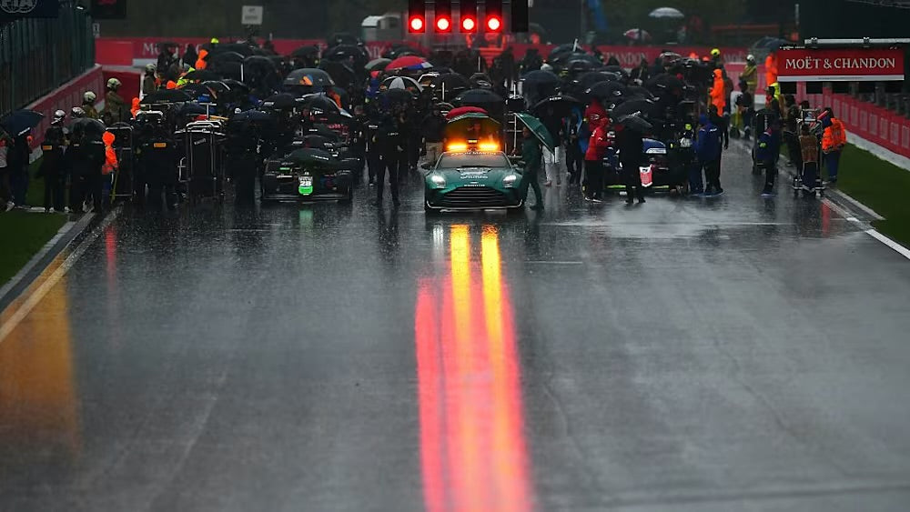 Corrida principal da F3 em Spa é cancelada por chuva
