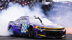 Van Gisbergen domina e vence estreia da NASCAR no México