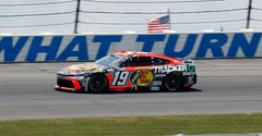 Briscoe vence em Pocono e garante vaga nos playoffs