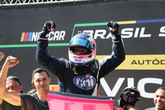 Barrichello etapa com mais uma vitória!