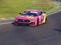 Barrichello lidera sexta-feira